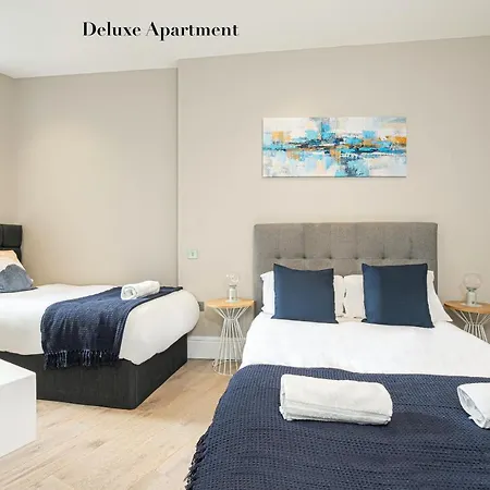 Superb Apartments Opposite Edgware Road Station London Exterior foto