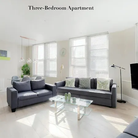 Superb Apartments Opposite Edgware Road Station London Zimmer foto