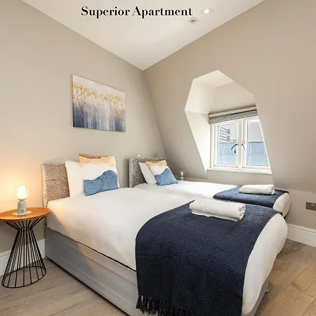 Superb Apartments Opposite Edgware Road Station London Exterior foto