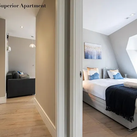 Superb Apartments Opposite Edgware Road Station London Exterior foto
