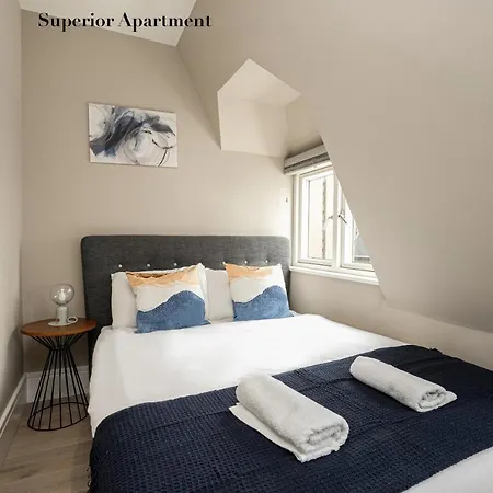 Superb Apartments Opposite Edgware Road Station London Exterior foto