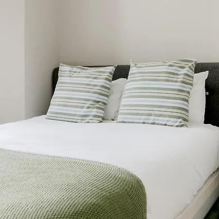 Superb Apartments Opposite Edgware Road Station London Zimmer foto