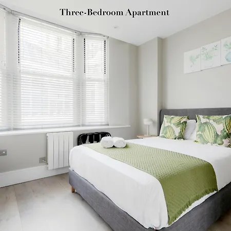 Superb Apartments Opposite Edgware Road Station London Zimmer foto
